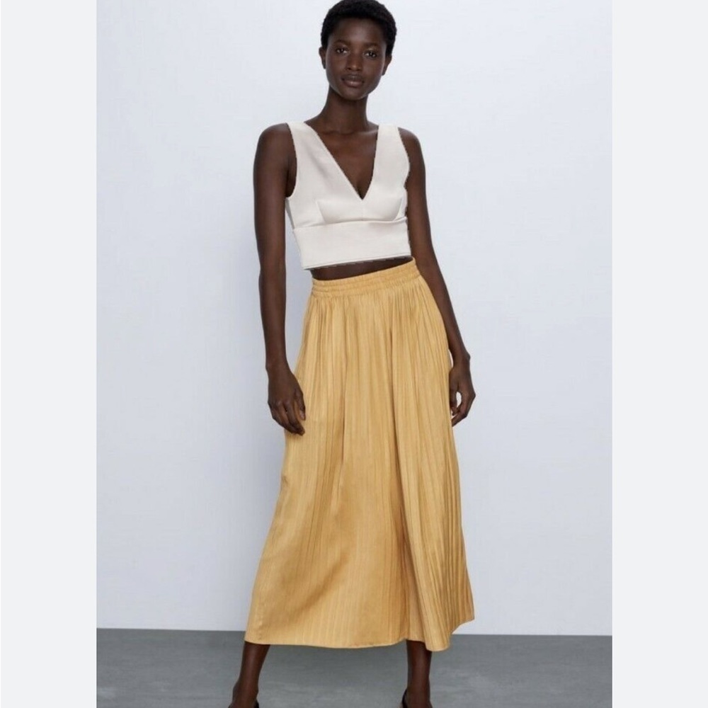 Zara Yellow Silky Pleated Wide Leg Cropped Lightweight Bohemian Pants Trousers